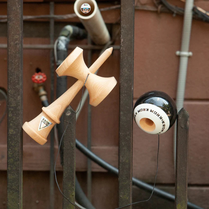 KENDAMA KROM POP BLACK